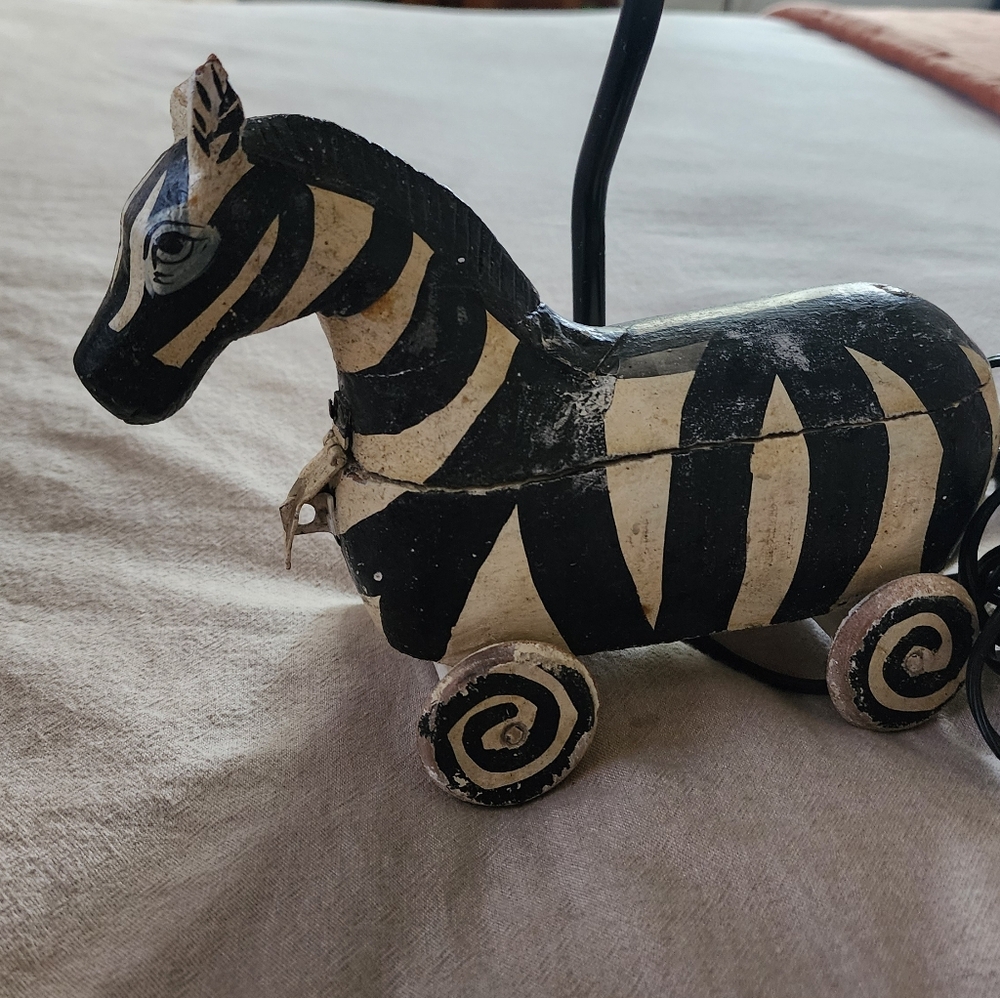 Vintage Zebra Pull Toy Turned Lamp - Picture 3 of 5